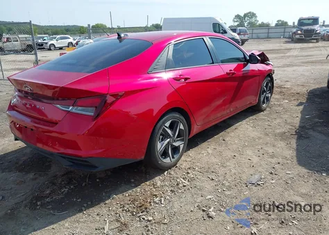 2023 Hyundai Elantra Sel z USA, uszkodzony, nr VIN 5NPLS4AG7PH111779